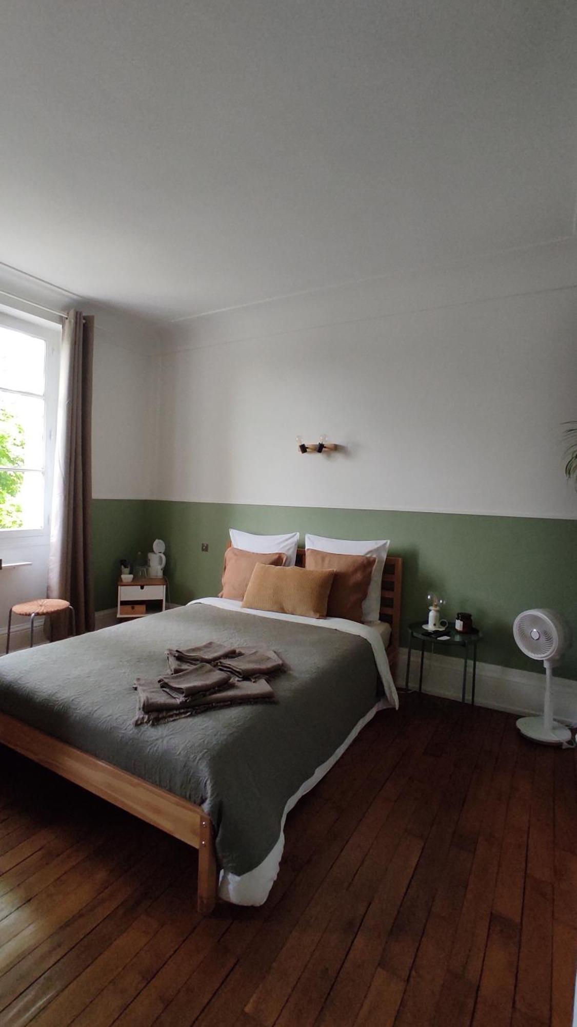 Pavillon C.R Bed and Breakfast Isles-sur-Suippe Buitenkant foto